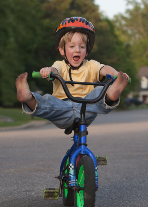 kidtrickonbike iStock_000009324313XSmall.jpg